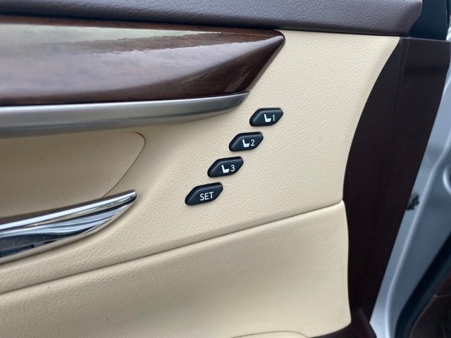 Lexus ES 350 Sedan 2016