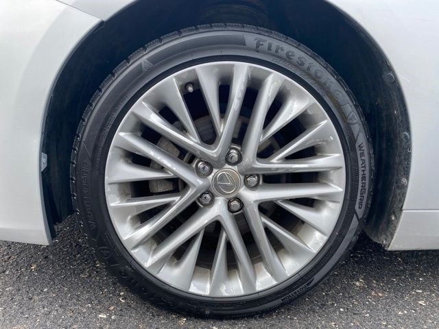 Lexus ES 350 Sedan 2016