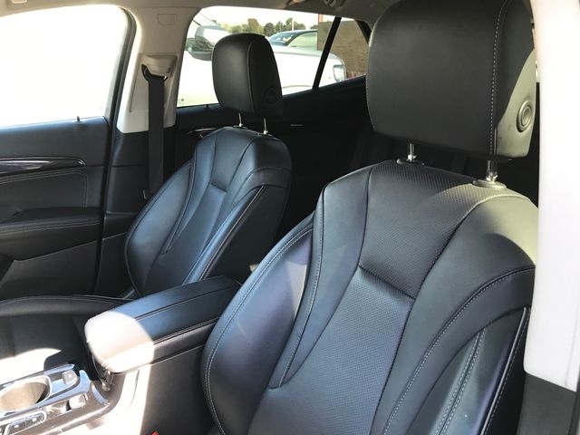 Buick Envision Essense 2023