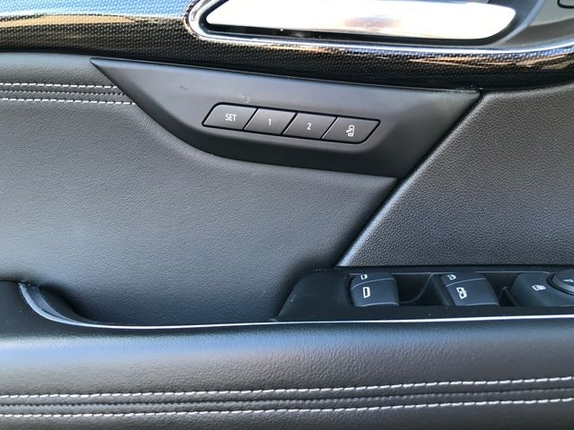 Buick Envision Essense 2023