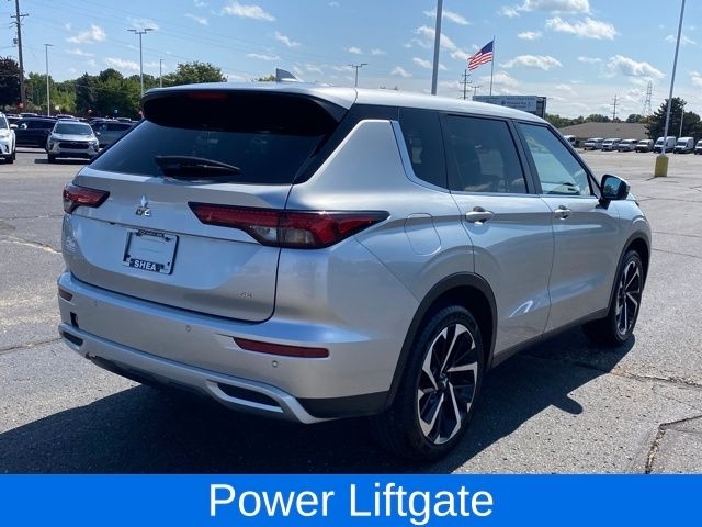 Mitsubishi Outlander Black Edition 2024