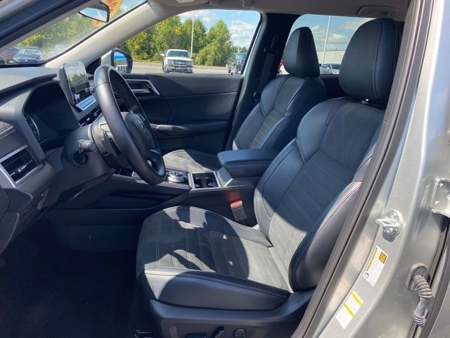 Mitsubishi Outlander Black Edition 2024