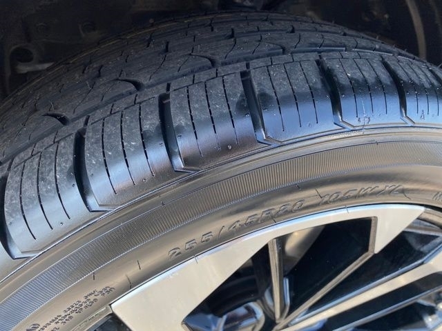 Mitsubishi Outlander Black Edition 2024