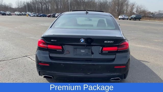 BMW 5-Series 530i xDrive 2022