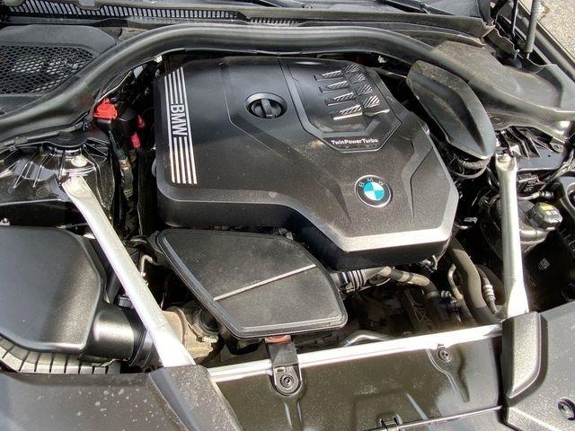 BMW 5-Series 530i xDrive 2022