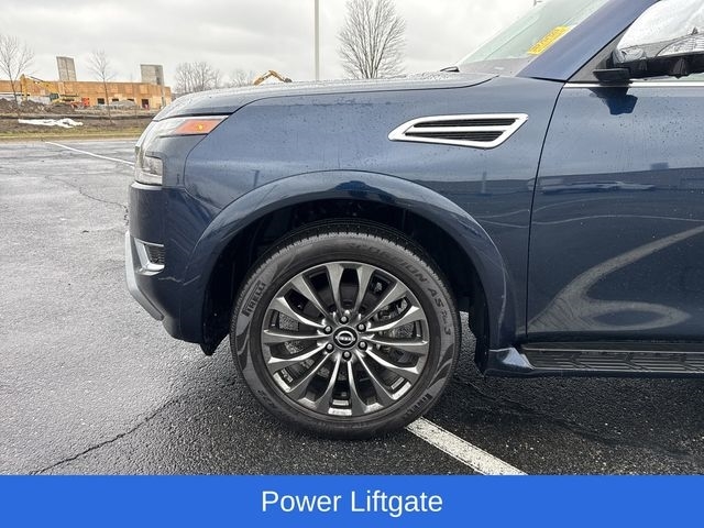 Nissan Armada Platinum AWD 2023