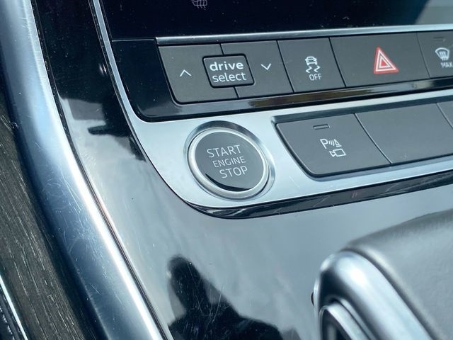 Audi Q7 Premium Plus 45 TFSI quattro 2024