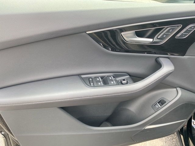 Audi Q7 Premium Plus 45 TFSI quattro 2024