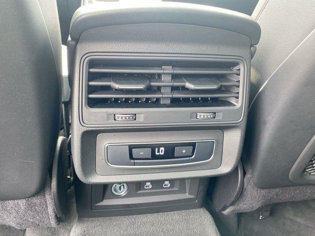 Audi Q7 Premium Plus 45 TFSI quattro 2024