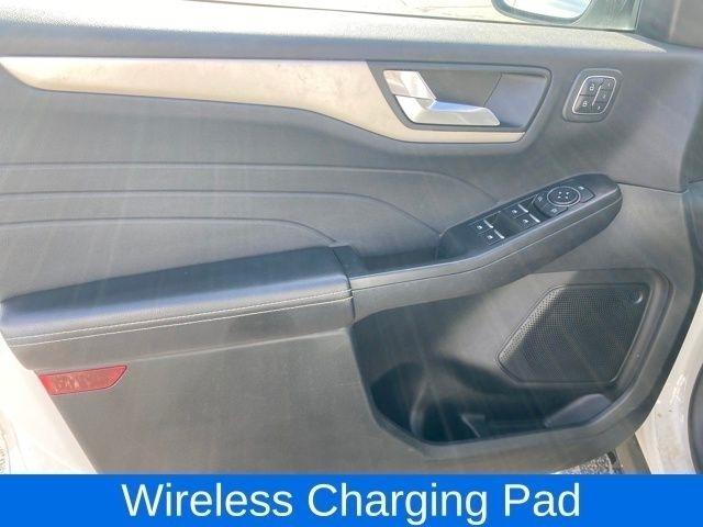 Ford Escape Plug-in Hybrid SEL 2022