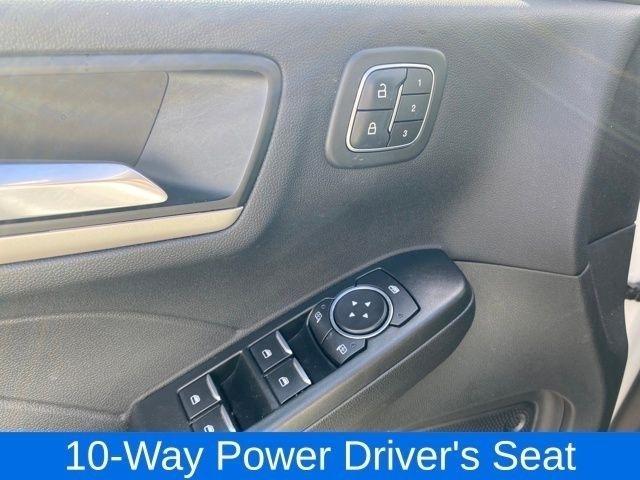 Ford Escape Plug-in Hybrid SEL 2022