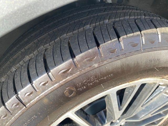 Ford Escape Plug-in Hybrid SEL 2022