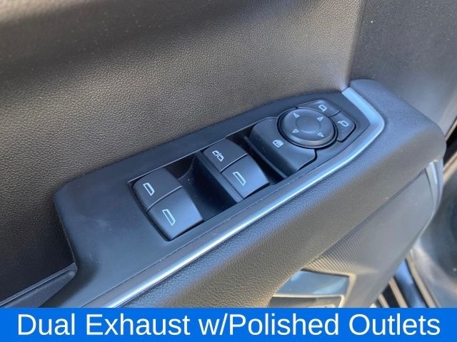 Chevrolet Silverado 1500 RST Crew Cab 4WD 2022