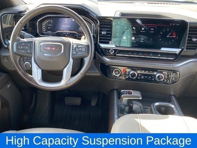 GMC Sierra 1500 SLT Crew Cab 4WD 2023
