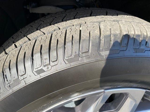 GMC Sierra 1500 SLT Crew Cab 4WD 2023