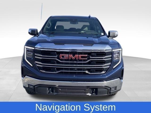 GMC Sierra 1500 SLT Crew Cab 4WD 2023
