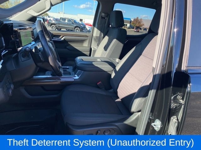 Chevrolet Silverado 1500 RST Crew Cab 4WD 2022