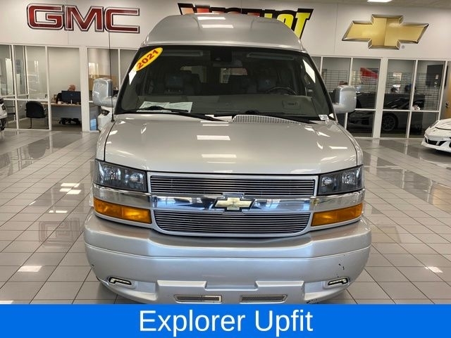 Chevrolet Express LS 2500 2021