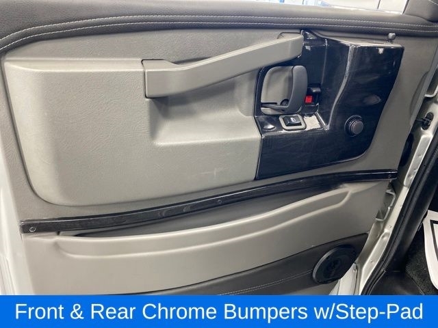 Chevrolet Express LS 2500 2021