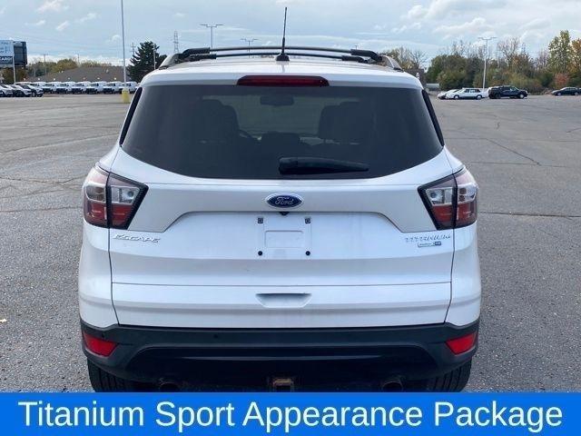 Ford Escape Titanium 4WD 2017
