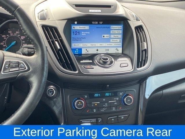 Ford Escape Titanium 4WD 2017