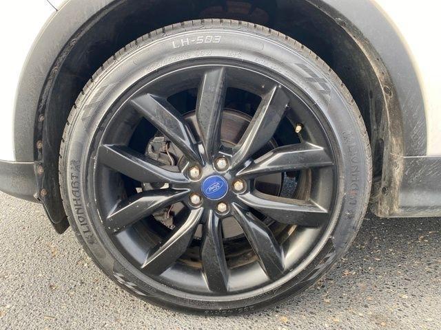 Ford Escape Titanium 4WD 2017