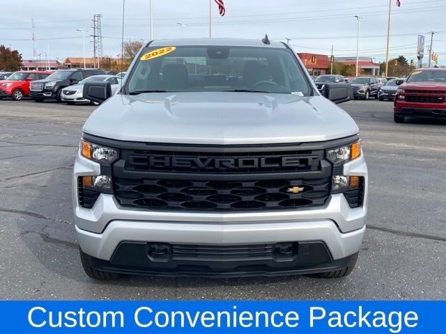 Chevrolet Silverado 1500 Custom Double Cab 4WD 2022