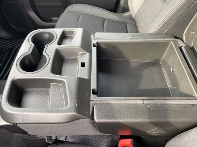 Chevrolet Silverado 1500 Custom Double Cab 4WD 2022