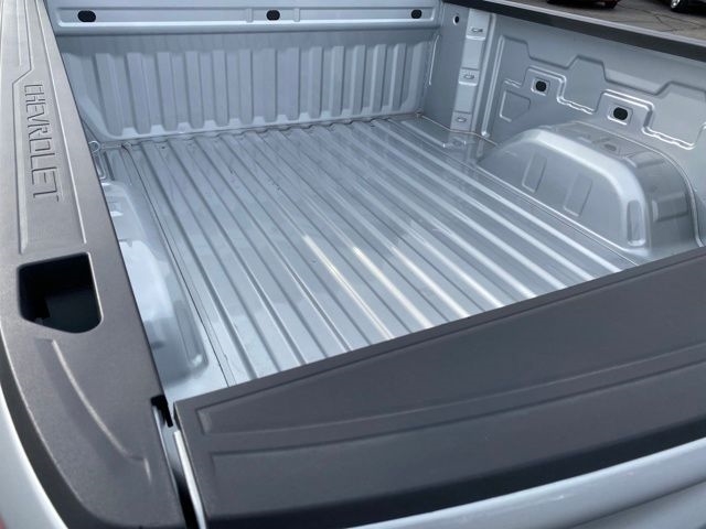 Chevrolet Silverado 1500 Custom Double Cab 4WD 2022