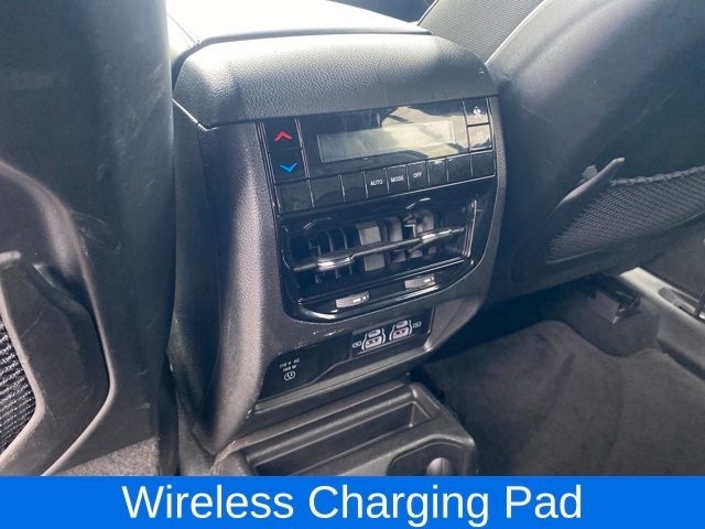 Jeep Grand Cherokee L Laredo 4WD 2023