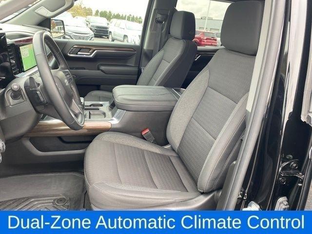 Chevrolet Silverado 1500 RST Crew Cab 4WD 2024