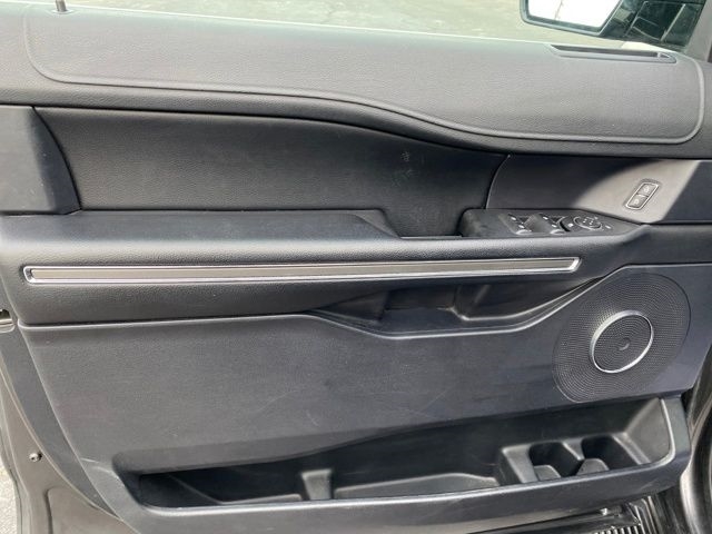 Ford Expedition XLT 4WD 2020