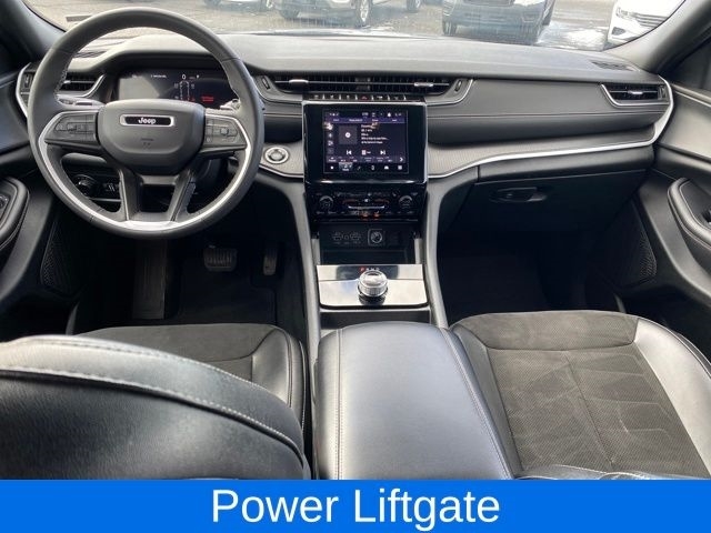 Jeep Grand Cherokee L Laredo 4WD 2023