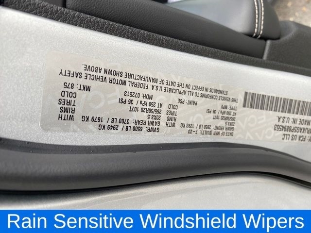 Jeep Grand Cherokee L Laredo 4WD 2023