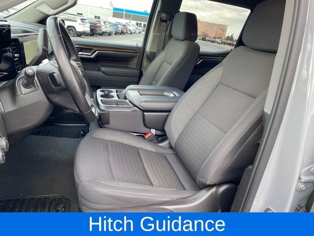 Chevrolet Silverado 1500 LT-L Crew Cab 4WD 2024