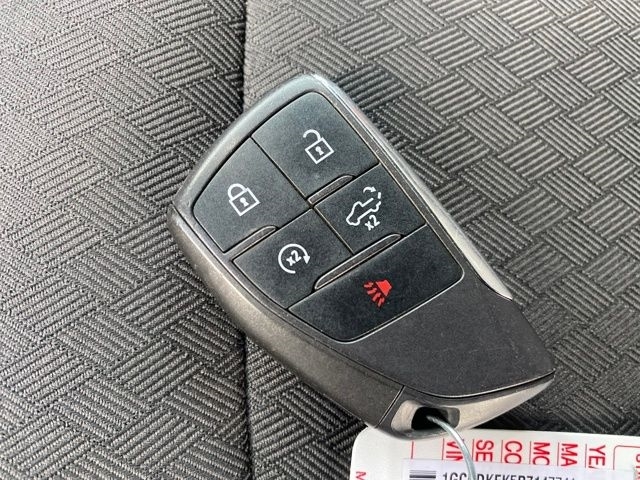 Chevrolet Silverado 1500 LT-L Crew Cab 4WD 2024