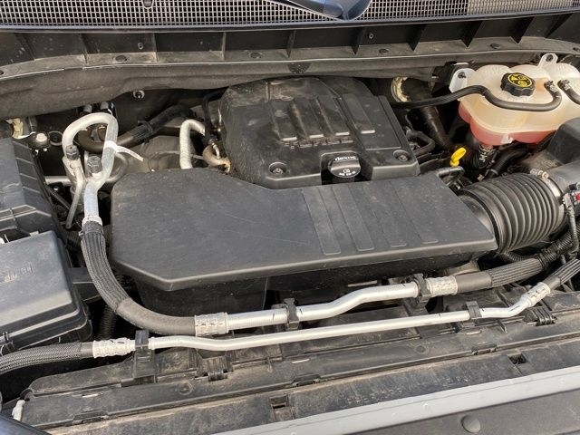 Chevrolet Silverado 1500 LT-L Crew Cab 4WD 2024