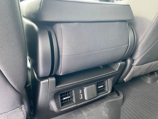 Chevrolet Silverado 1500 LT-L Crew Cab 4WD 2025