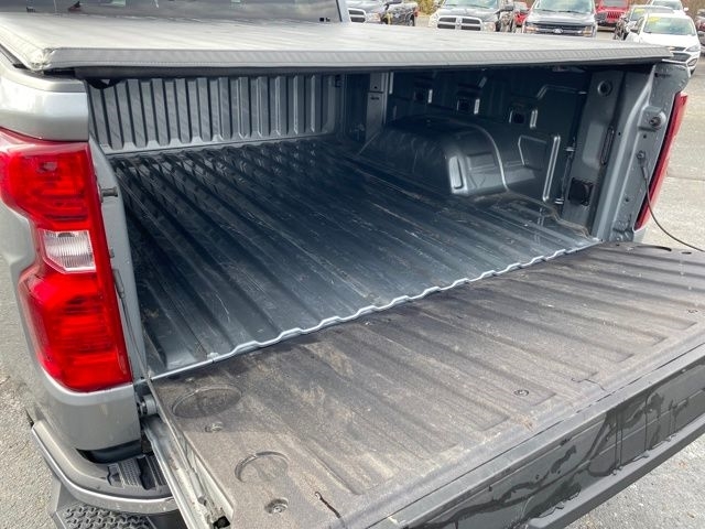 Chevrolet Silverado 1500 LT-L Crew Cab 4WD 2025