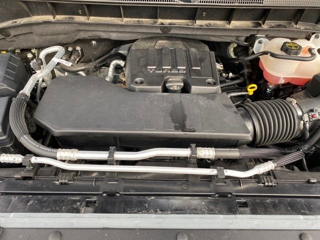 Chevrolet Silverado 1500 LT-L Crew Cab 4WD 2025