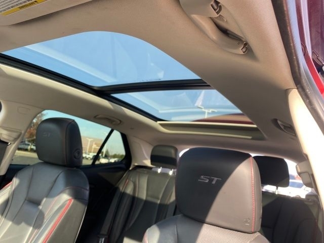 Buick Envision Essense 2023