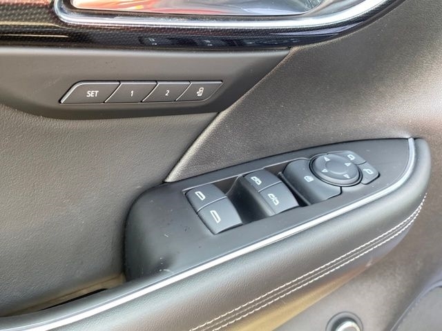 Buick Envision Essense 2023