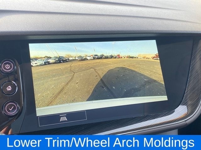 Buick Envision Essense 2023