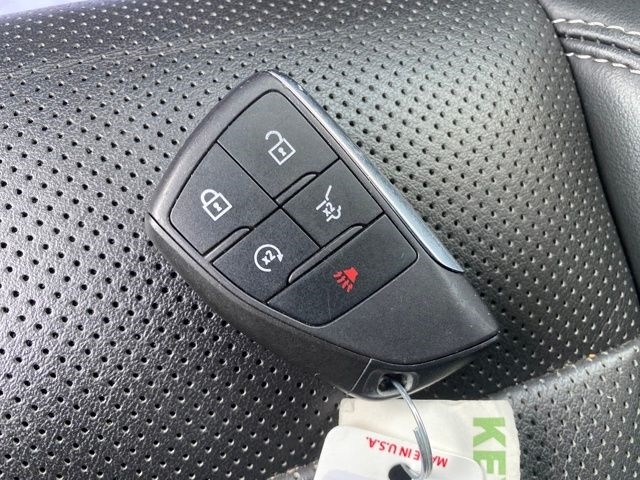 Buick Envision Essense 2023