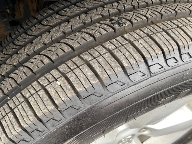 RAM 1500 Tradesman Quad Cab 4WD 2016