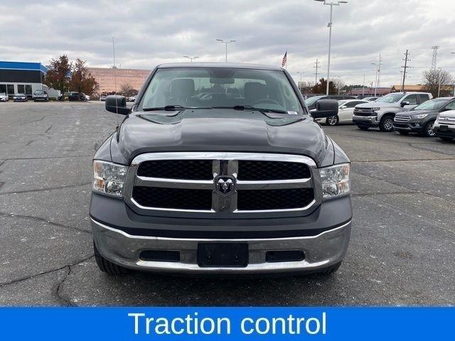 RAM 1500 Tradesman Quad Cab 4WD 2016