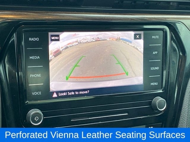 Volkswagen Passat Highline 2022