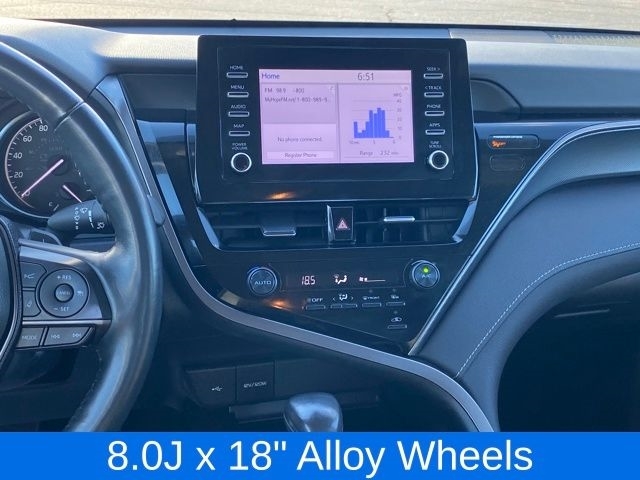 Toyota Camry SE 2023