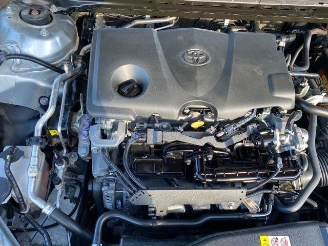 Toyota Camry SE 2023