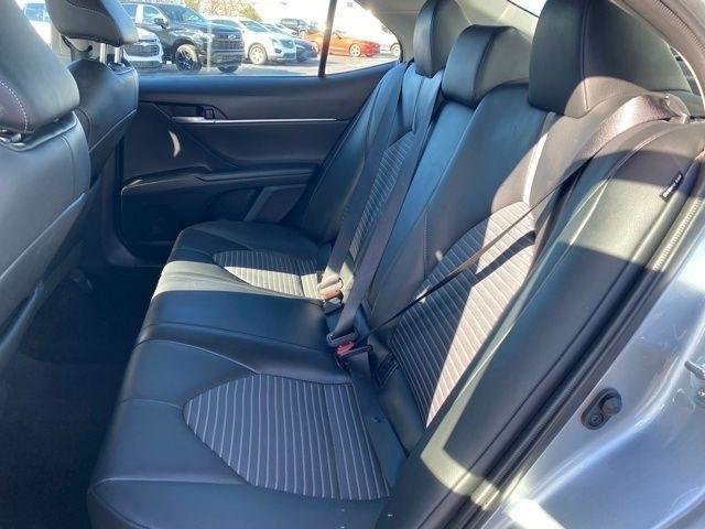 Toyota Camry SE 2023